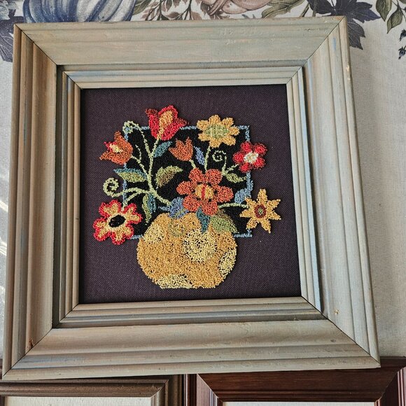 Set of 4 Vintage Embroidered Flower Wall Art - Picture 4 of 16